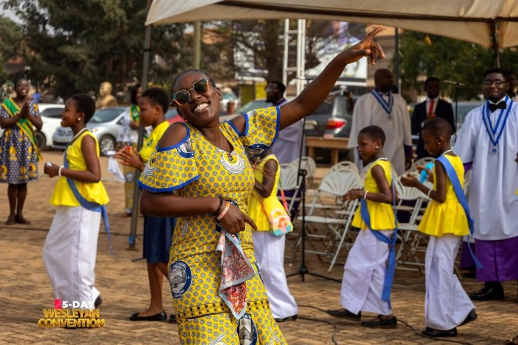 Children and a leader dancing at the Wesleyan Convention, Sunyani Diocese